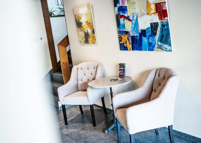 فندق Boutique Kronenhof 3*